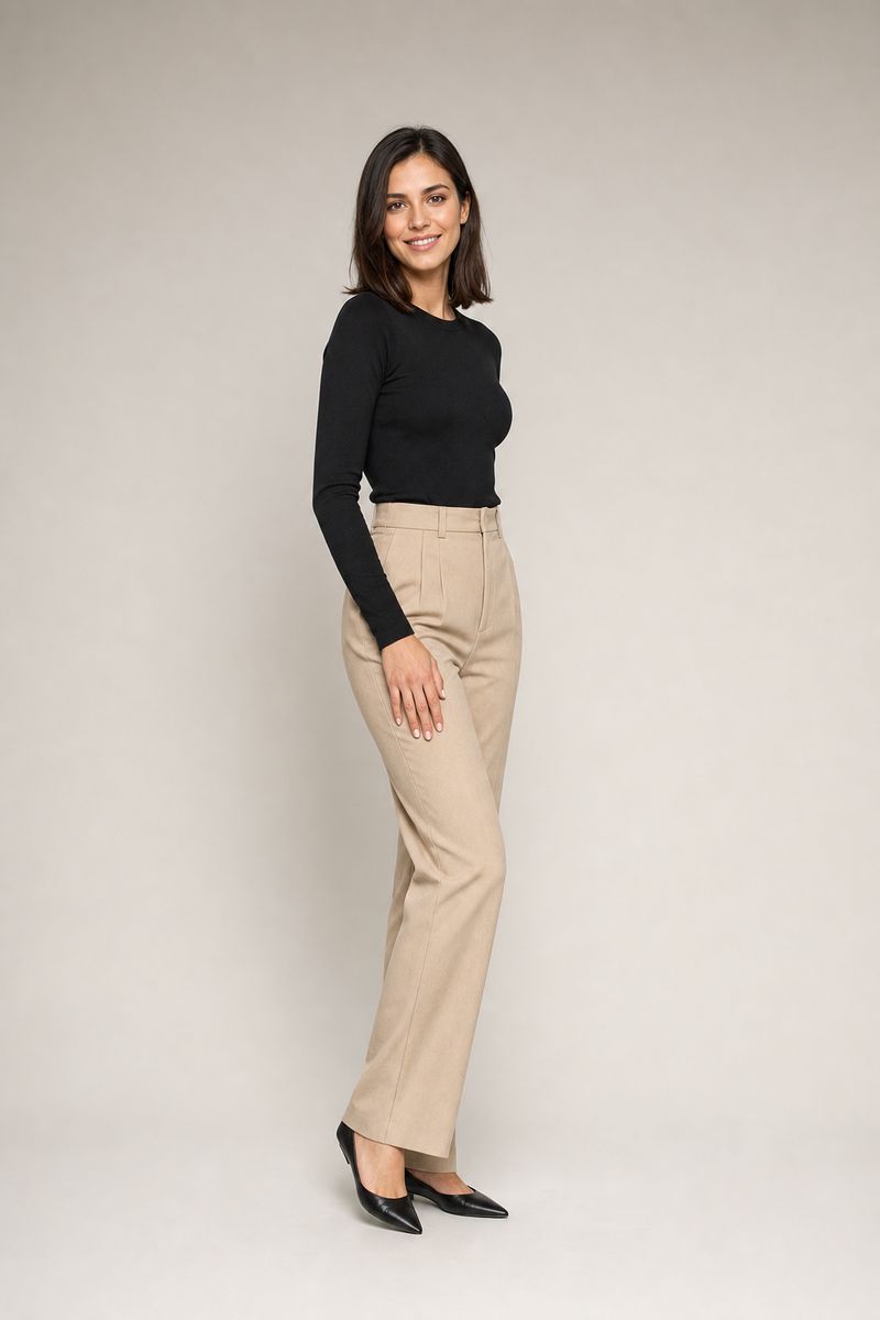 Three-quarter turn Model pose: three-quarter turn